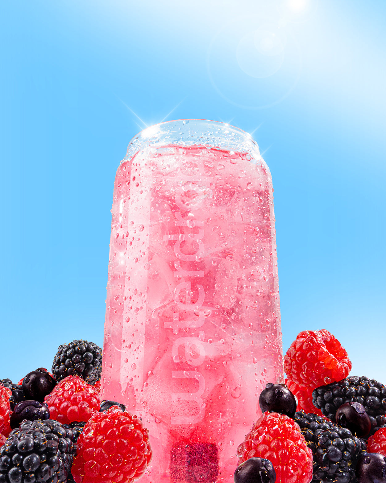 Wildberry Fusion: Iced sparkling drink with berries.