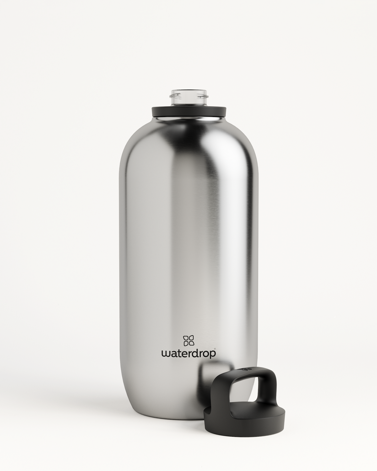 Silver All-Purpose Thermo with Spout Lid, double-walled stainless steel, large opening for ice cubes, black handle, and cap, ideal for keeping drinks cold for 24 hours.