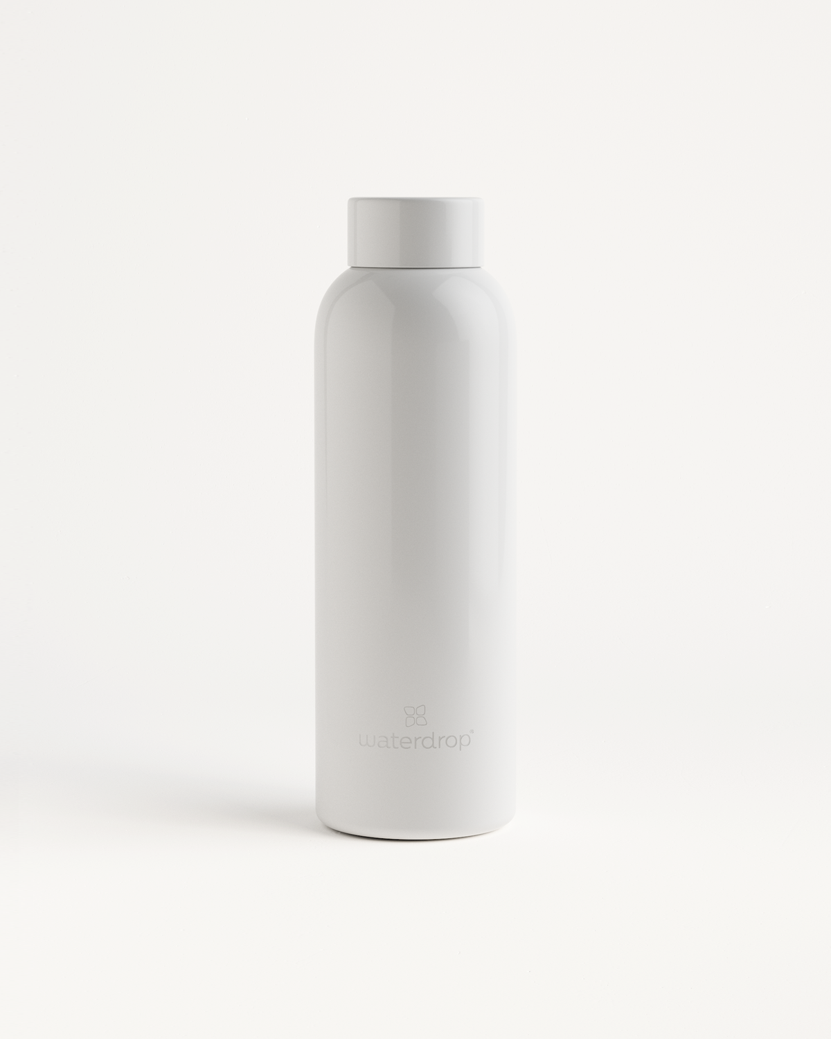 Glossy Thermo Steel double-walled bottle with cap, keeps drinks cold for 24 hours or hot for 12 hours. Available in 600ml or 1L.