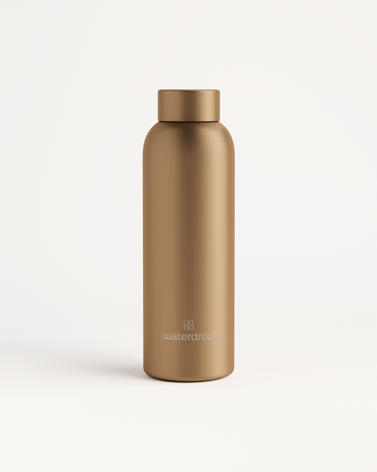 Metal Thermo Steel double-walled stainless steel bottle with a cap, 600ml, designed to keep drinks cold for 24 hours or hot for 12 hours.