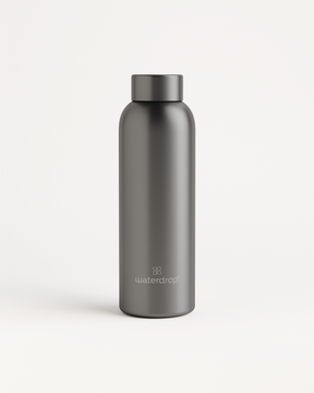 Metal Thermo Steel drinking bottle, black with a cap, double-walled stainless steel, 600ml, keeps drinks cold for 24 hours or hot for 12 hours.