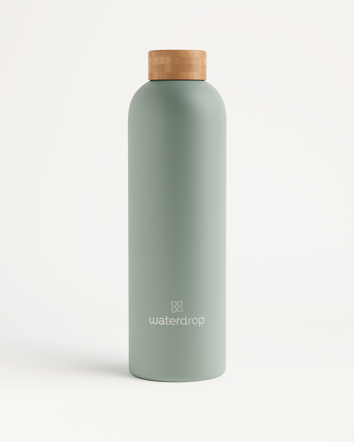 Thermo Steel bottle with a wooden cap, made of double-walled stainless steel, designed to keep drinks cold for 24 hours or hot for 12 hours.