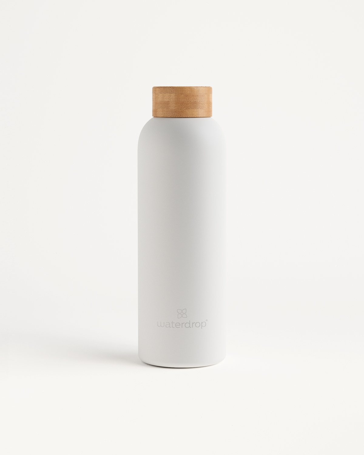 Thermo Steel bottle with brown cap, made of double-walled stainless steel, ideal for keeping drinks cold for 24 hours or hot for 12 hours.